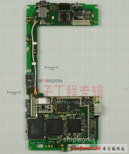 拆解印度上市的首款英特爾智能手機(jī)(電子工程專輯)