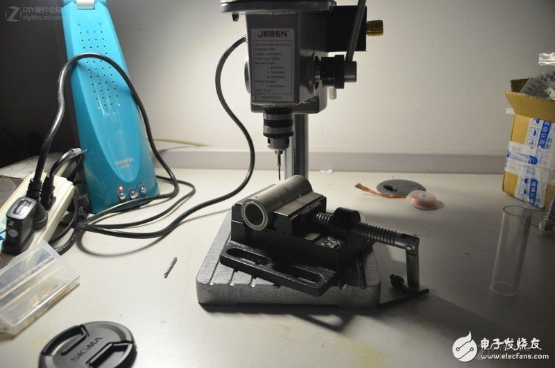 顛覆想象！專業(yè)工程師制作的DIY多功能移動(dòng)電源