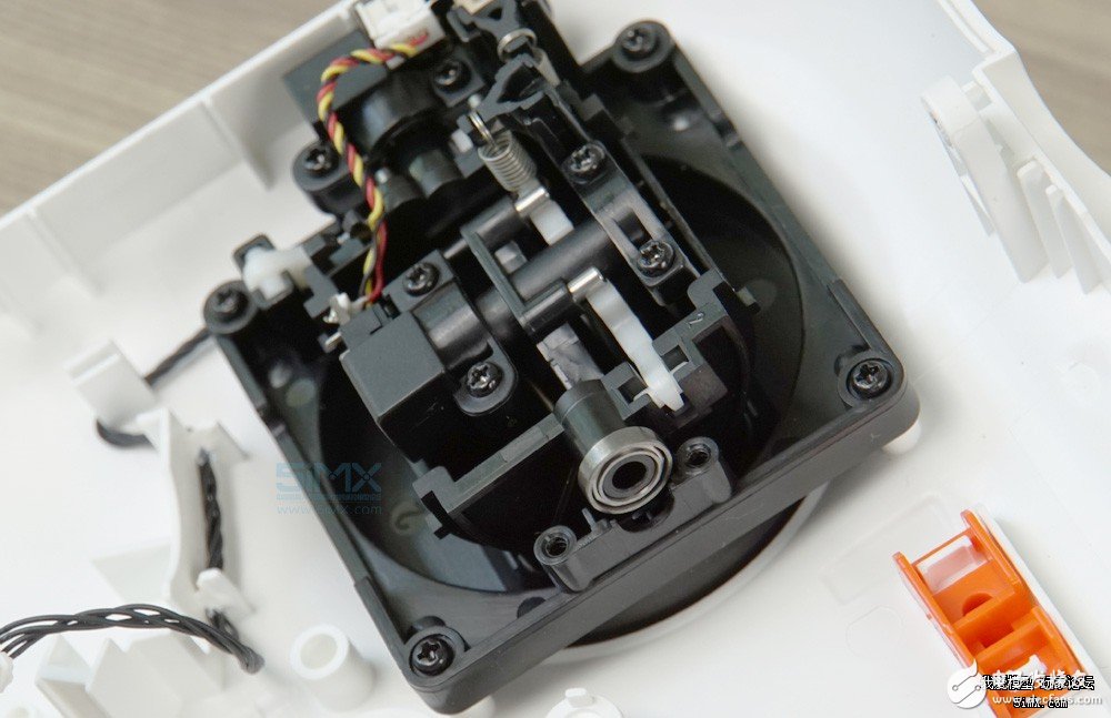 小米無人機(jī)對(duì)比精靈3s拆解