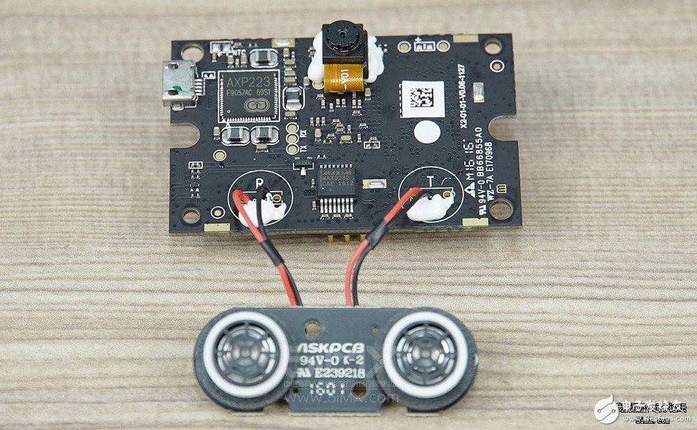 小米無人機(jī)對(duì)比精靈3s拆解 大疆“門徒”表現(xiàn)如何？