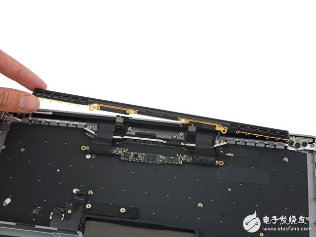 蘋(píng)果新Macbook Pro13寸拆解:集成度創(chuàng)新高度 搭配史上最好音質(zhì)