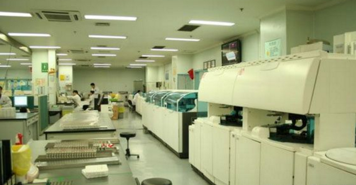 醫(yī)療電子改進(jìn)熒光免疫分析儀的解決方案