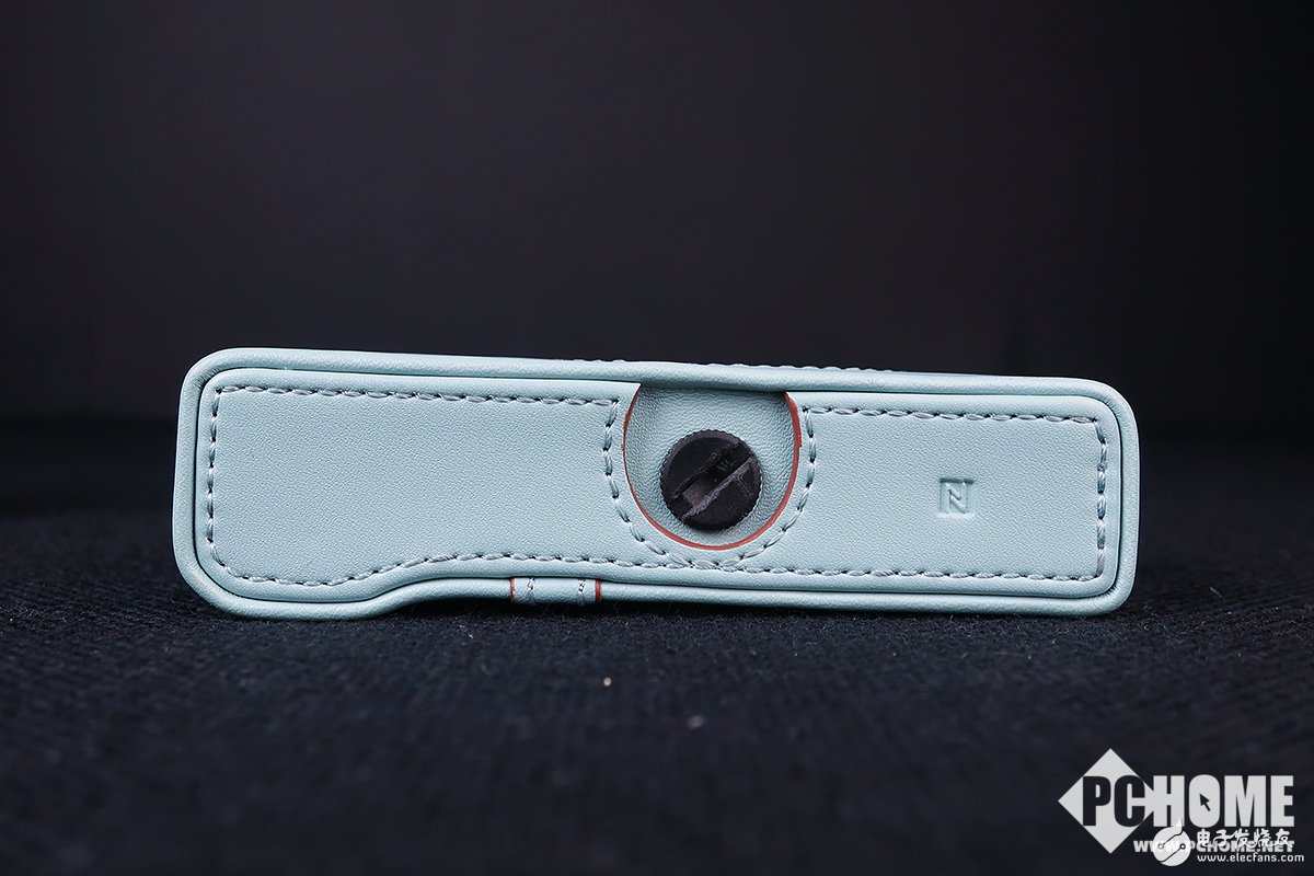 換一種色彩感受世界 佳能EOS M100開(kāi)箱