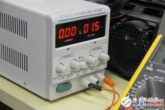 專業(yè)節(jié)能 新貴小夜鶯150拆解功耗評(píng)測(cè)