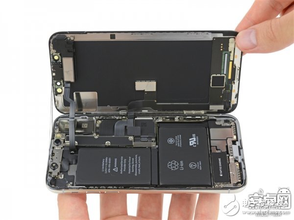 iPhone X最專業(yè)深度拆解！驚現(xiàn)神秘芯片