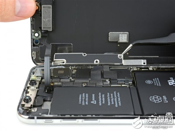 iPhone X最專業(yè)深度拆解！驚現(xiàn)神秘芯片