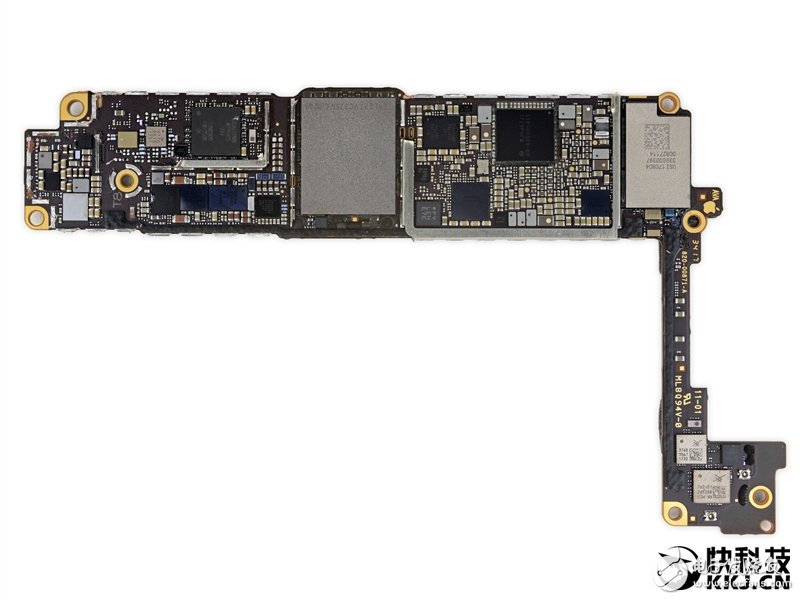 iPhone 8完全拆解：罕見2GB內存造就奇跡！
