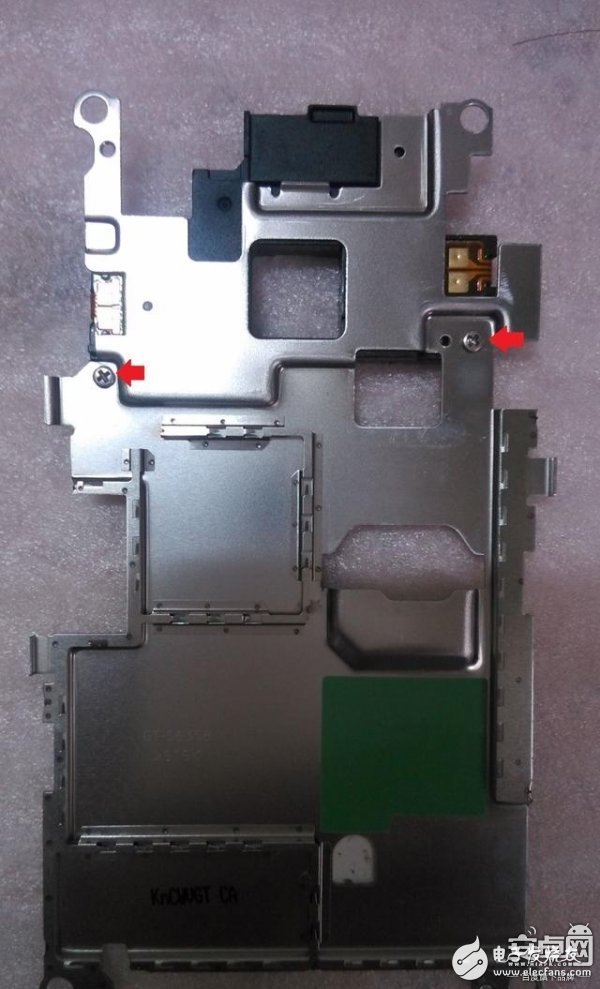 三星S6358手機(jī)拆機(jī)圖解