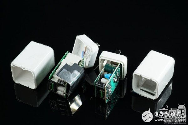 誰是李鬼？真假OPPO VOOC閃充充電器對比拆解
