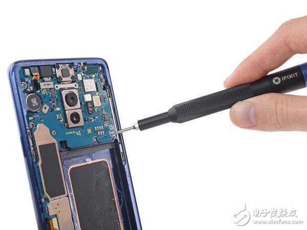 Galaxy S9拆解報(bào)告出爐：可變光圈原來(lái)是這樣實(shí)現(xiàn)的！