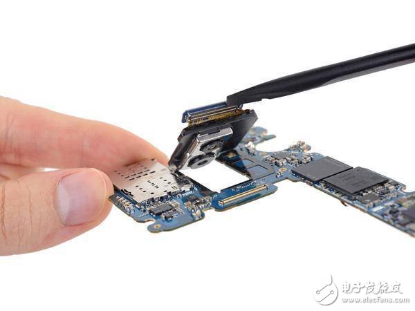 Galaxy S9拆解報(bào)告出爐：可變光圈原來(lái)是這樣實(shí)現(xiàn)的！